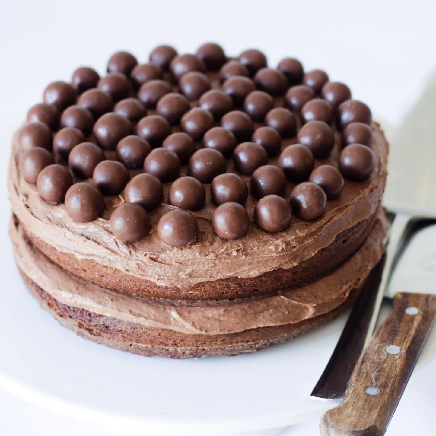 Malteser Cake